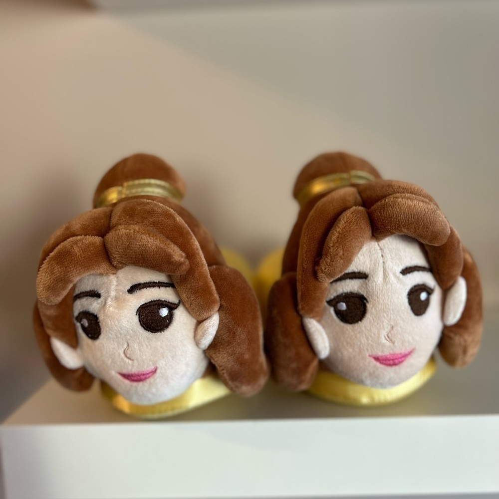 Disney Store Beauty and the Beast Belle Slippers‌‌‌‌‌‌‌‌‌‌‌‌‌‌‌‌‌‍‍‍‍‍…‌‌‌‌‌‍‍‌‌